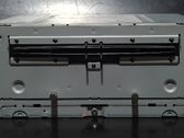 Radio / CD-Player / DVD-Player / Navigation