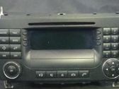 Radio / CD-Player / DVD-Player / Navigation
