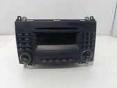 Radio / CD-Player / DVD-Player / Navigation