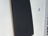 Grille de garniture d’enceinte pour tablette arrière