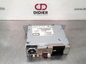 Radio / CD-Player / DVD-Player / Navigation
