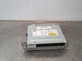 Radio / CD-Player / DVD-Player / Navigation