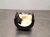 Autres pièces compartiment moteur