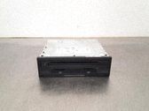 Radio/CD/DVD/GPS-pääyksikkö