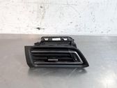 Grille d'aération centrale