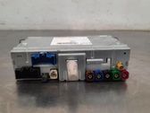 Radio / CD-Player / DVD-Player / Navigation