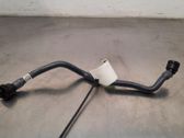 Tuyau de liquide de refroidissement moteur