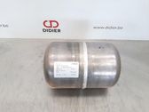 Vacuum air tank