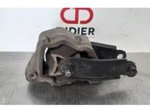 Engine mount bracket