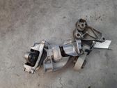 Engine mount bracket