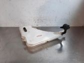 Windshield washer fluid reservoir/tank