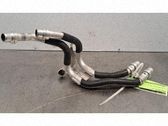 Tuyau de liquide de refroidissement moteur