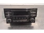 Radio / CD-Player / DVD-Player / Navigation