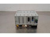 Radio / CD-Player / DVD-Player / Navigation
