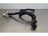 Tuyau de liquide de refroidissement moteur