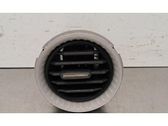 Grille d'aération centrale