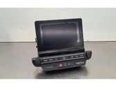 Radio / CD-Player / DVD-Player / Navigation