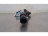 Tuyau de liquide de refroidissement moteur