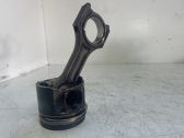 Piston avec bielle