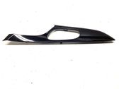 Moulure/baguette de porte avant