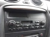 Radio/CD/DVD/GPS head unit