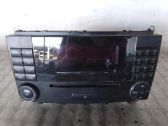 Radio / CD-Player / DVD-Player / Navigation