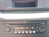 Radio / CD-Player / DVD-Player / Navigation