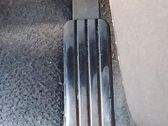 Accelerator throttle pedal