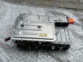 Inversor/convertidor de voltaje