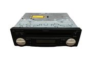 Radio / CD-Player / DVD-Player / Navigation