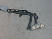 Engine bonnet/hood hinges