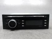 Radio / CD-Player / DVD-Player / Navigation