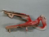 Engine bonnet/hood hinges