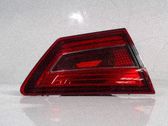 Tailgate rear/tail lights