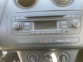Radio / CD-Player / DVD-Player / Navigation