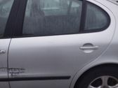Rear door manual window regulator
