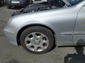 Front wheel arch liner splash guards