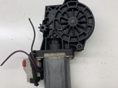 Motor del regulador de la ventanilla de la puerta delantera