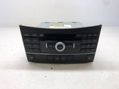 Radio / CD-Player / DVD-Player / Navigation