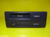 Radio/CD/DVD/GPS head unit
