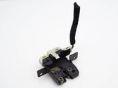 Takaluukun/tavaratilan lukon vastakappale