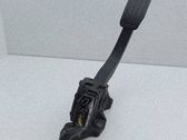 Accelerator throttle pedal