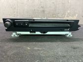 Radio / CD-Player / DVD-Player / Navigation