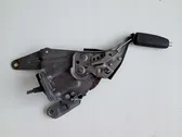 Handbrake/parking brake lever assembly