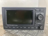 Radio/CD/DVD/GPS-pääyksikkö