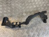 Headlight/headlamp mounting bracket