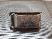 Engine mount bracket