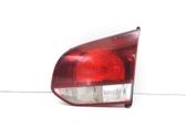 Tailgate rear/tail lights