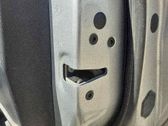 Cerradura de puerta trasera