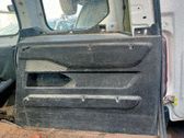 Moldura del tarjetero de la puerta trasera